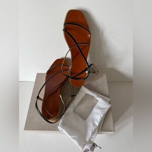 listing-status-banner